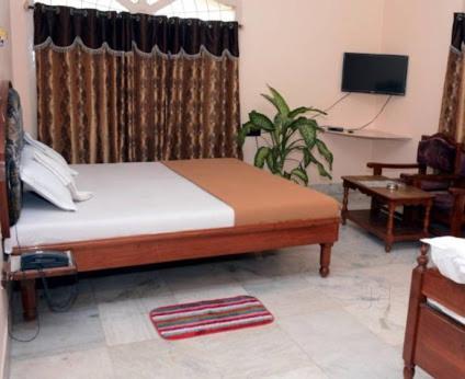 Hotel Geethanjali Residency Bhadrachalam Bagian luar foto