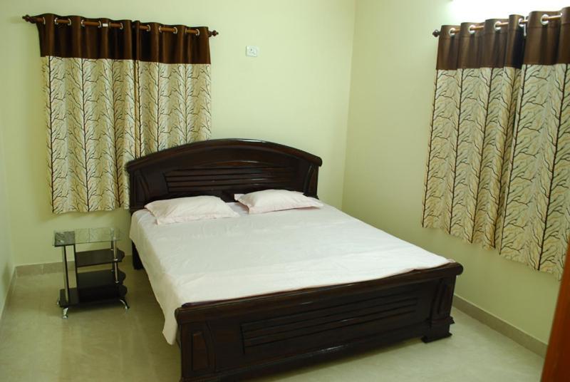 Hotel Geethanjali Residency Bhadrachalam Bagian luar foto
